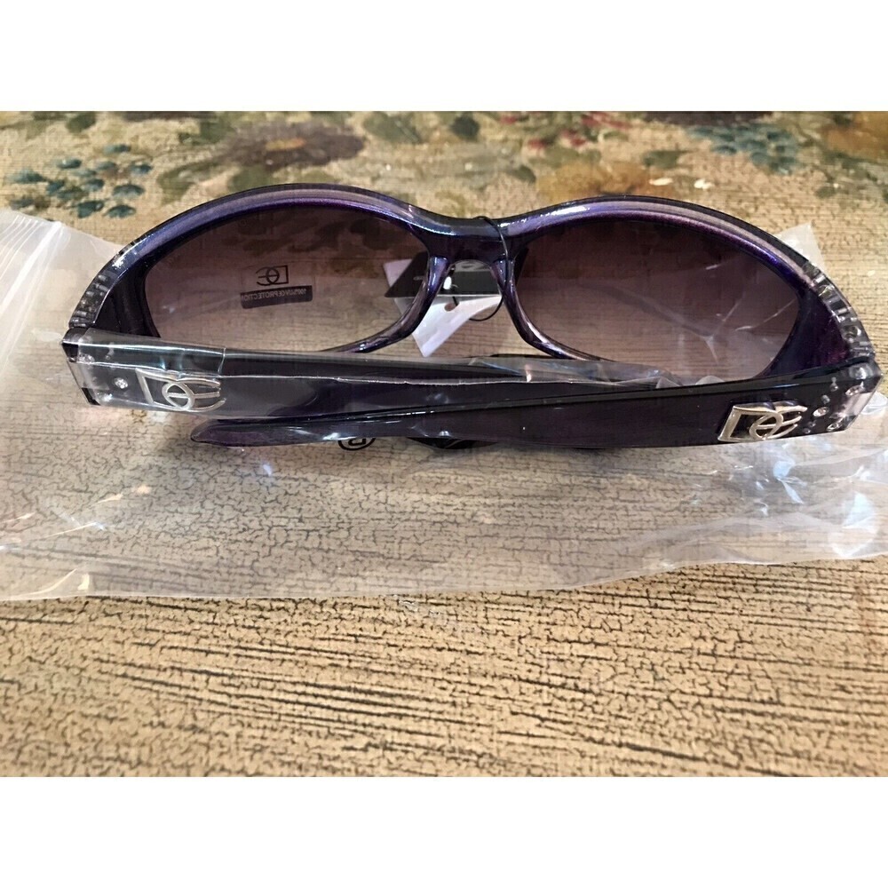 New Designer Eyewear Snglasses - Picture 4 of 5